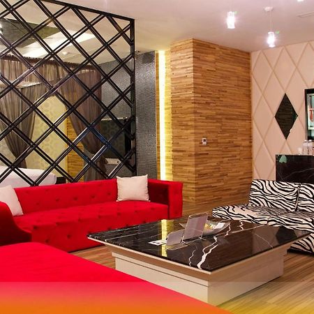 Wehome Motel Đài Nam Ngoại thất bức ảnh