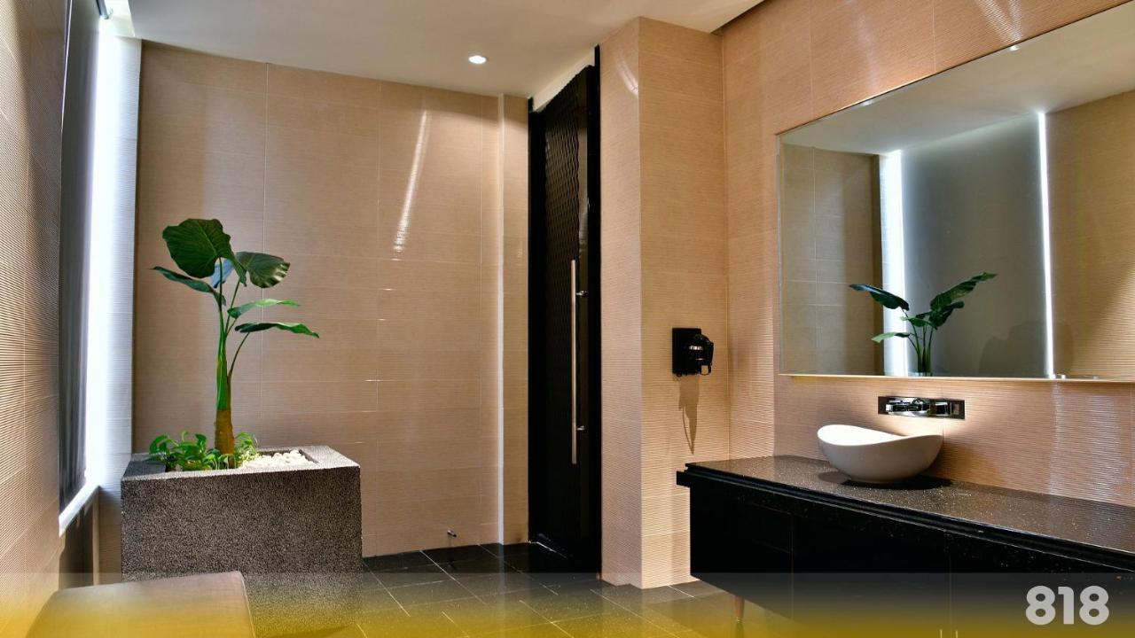 Wehome Motel Đài Nam Ngoại thất bức ảnh