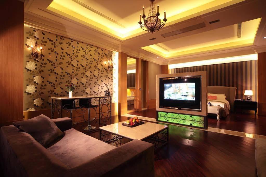 Wehome Motel Đài Nam Ngoại thất bức ảnh